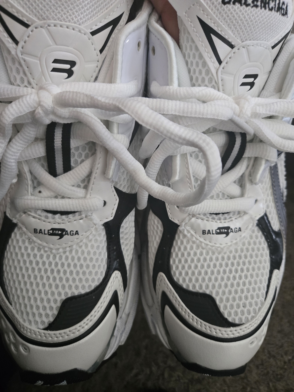 Balenciaga White and Black Athletic Sneakers - Picture 6 of 6
